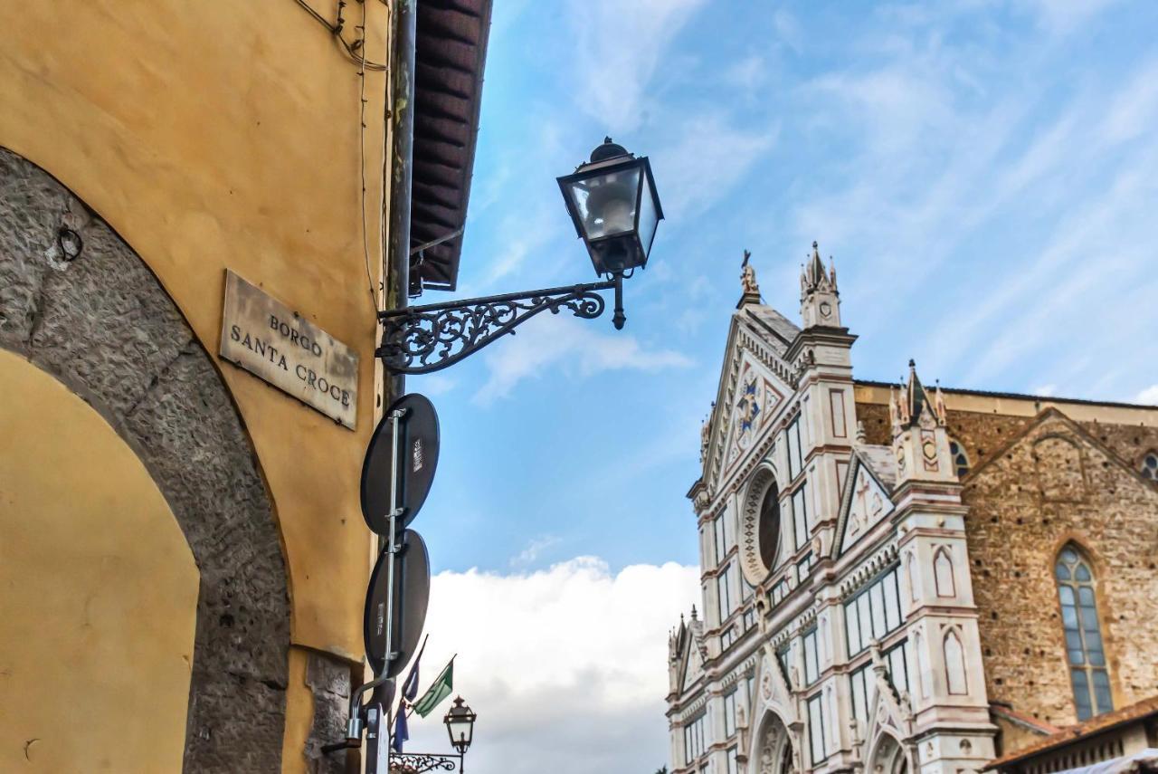 The Charm Of Santa Croce Appartement Florence Buitenkant foto