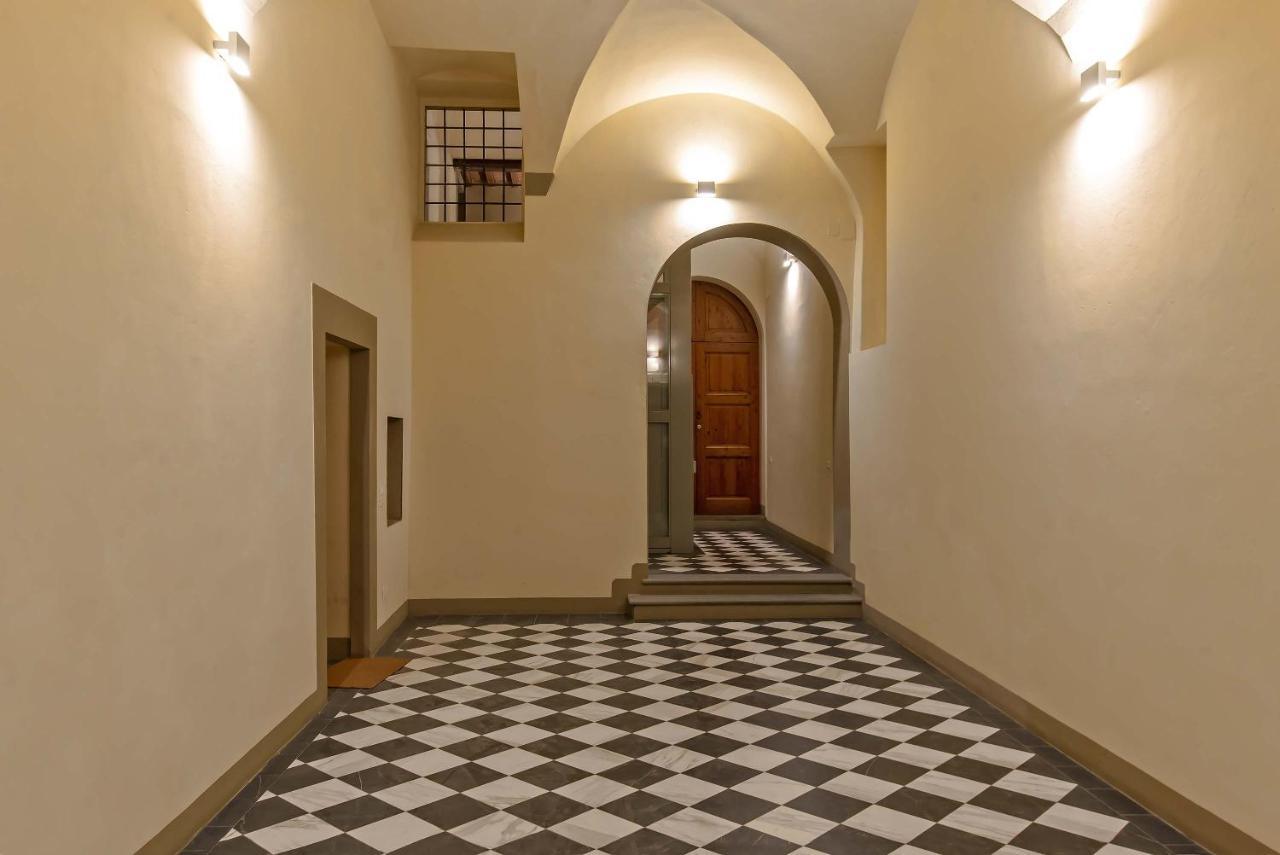 The Charm Of Santa Croce Appartement Florence Buitenkant foto